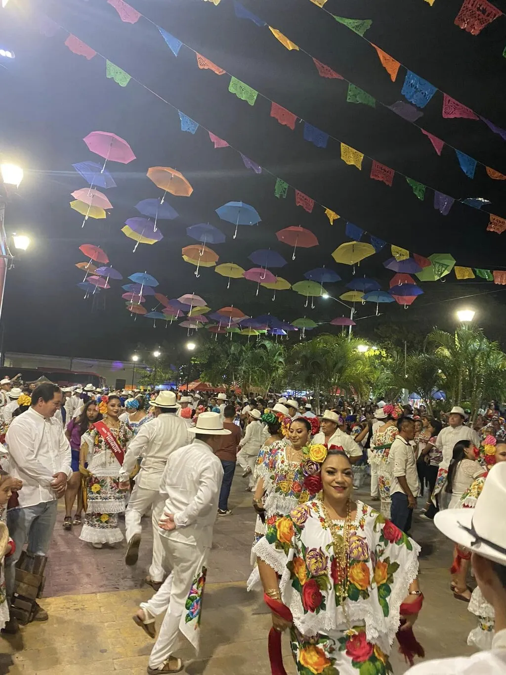 Baile en Fiesta de Homún